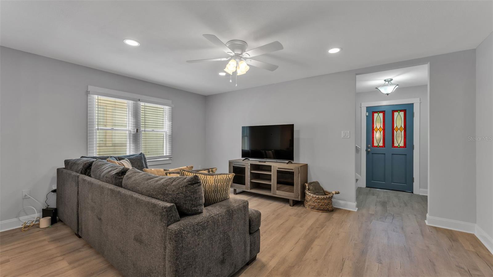 Image 10 of 58 For 129 Belmar Street