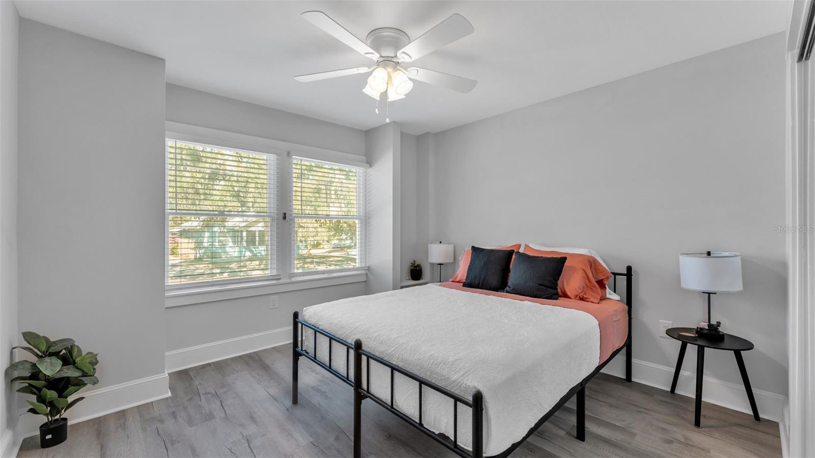 Image 25 of 58 For 129 Belmar Street