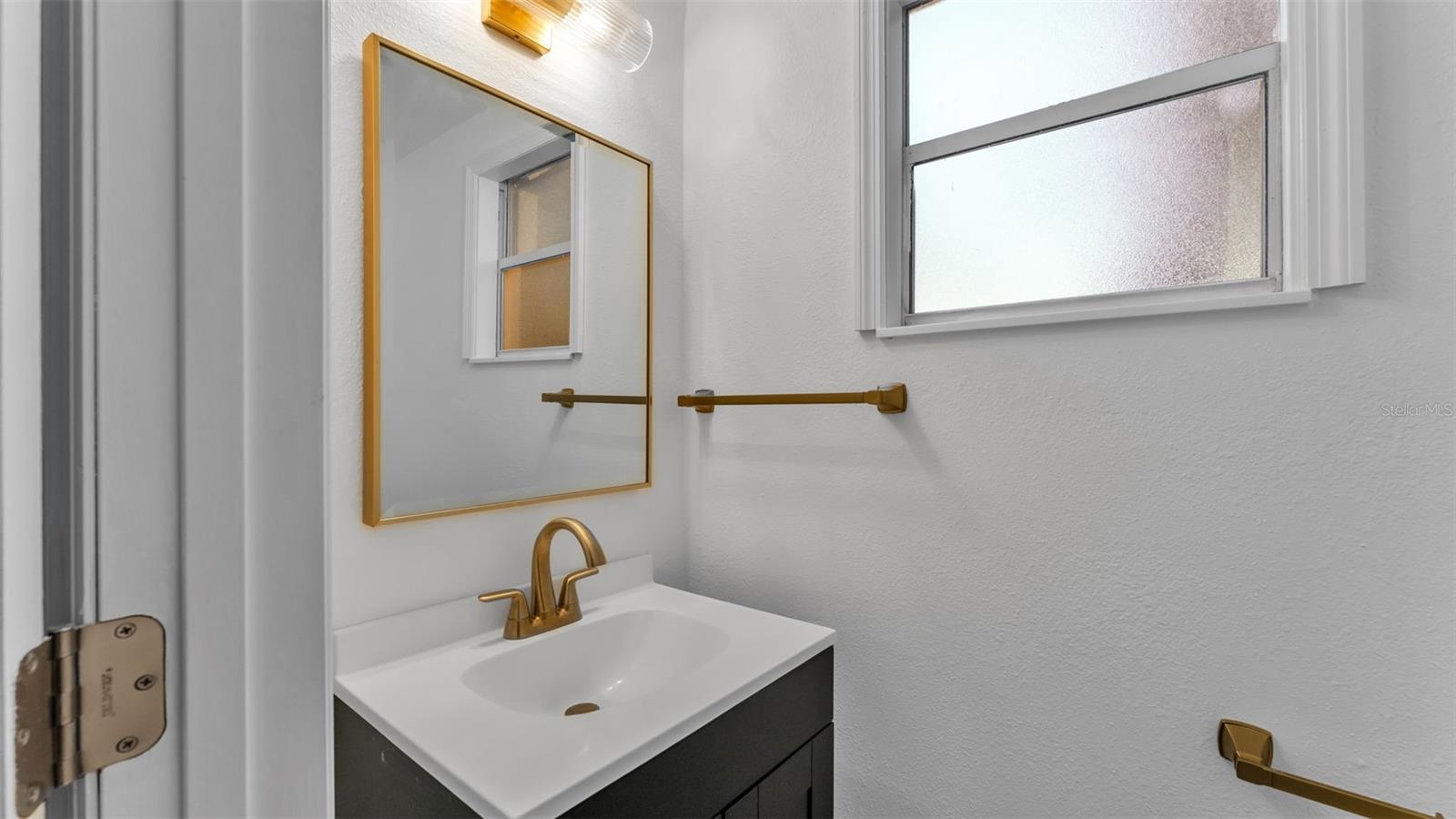 Image 56 of 58 For 129 Belmar Street