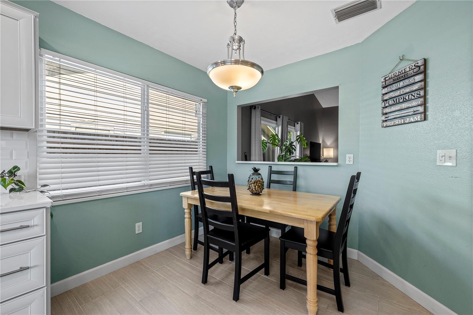 Image 12 of 54 For 3317 Whispering Drive S