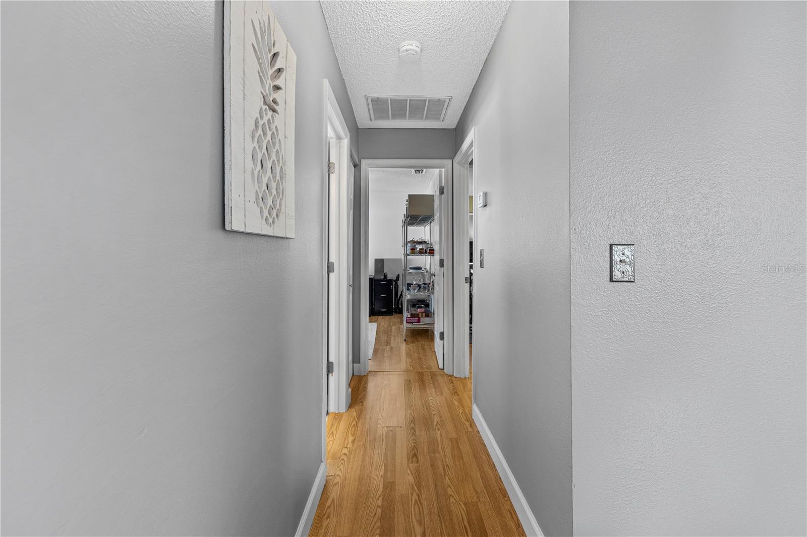 Image 32 of 54 For 3317 Whispering Drive S