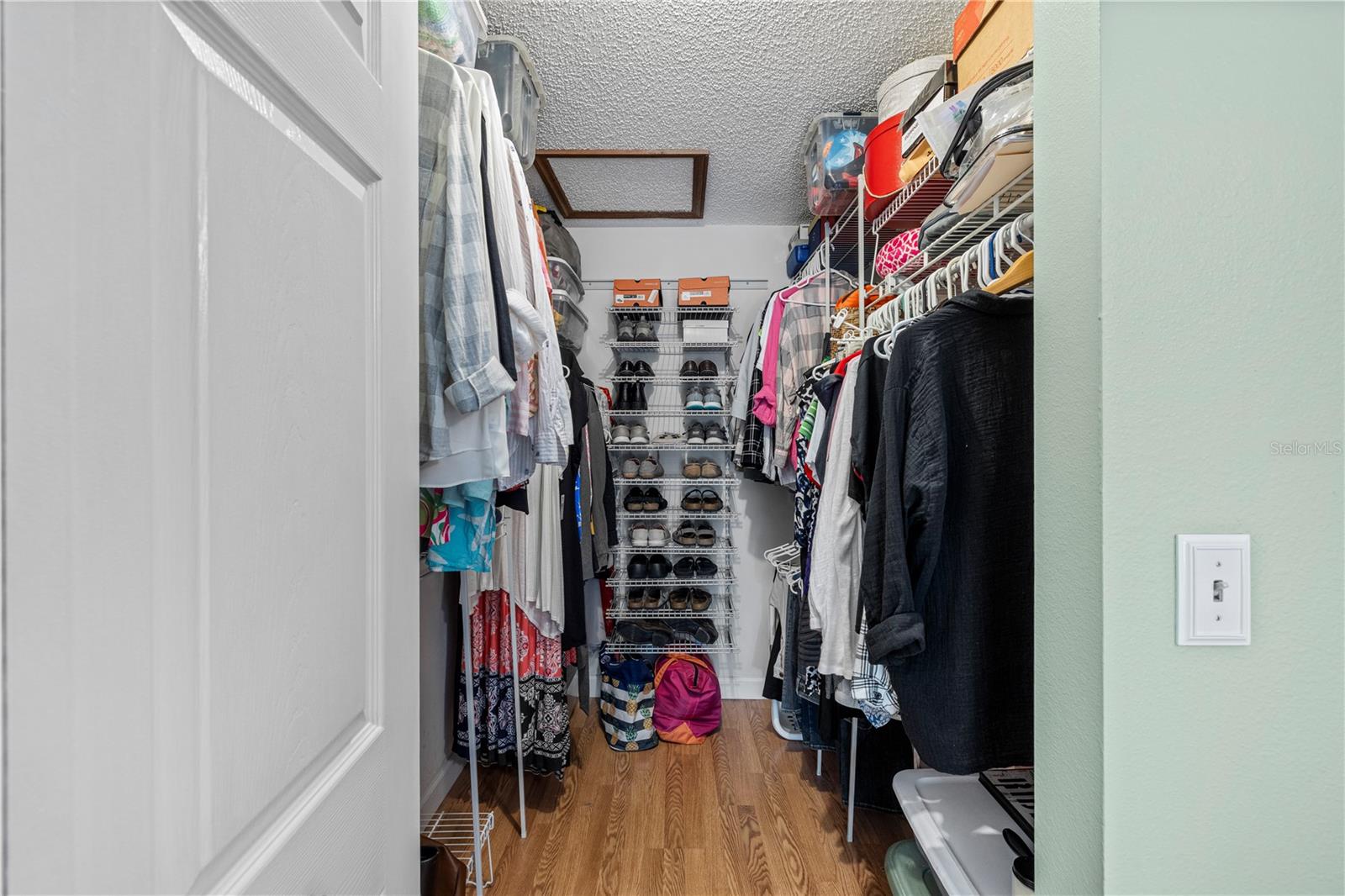 Image 37 of 54 For 3317 Whispering Drive S