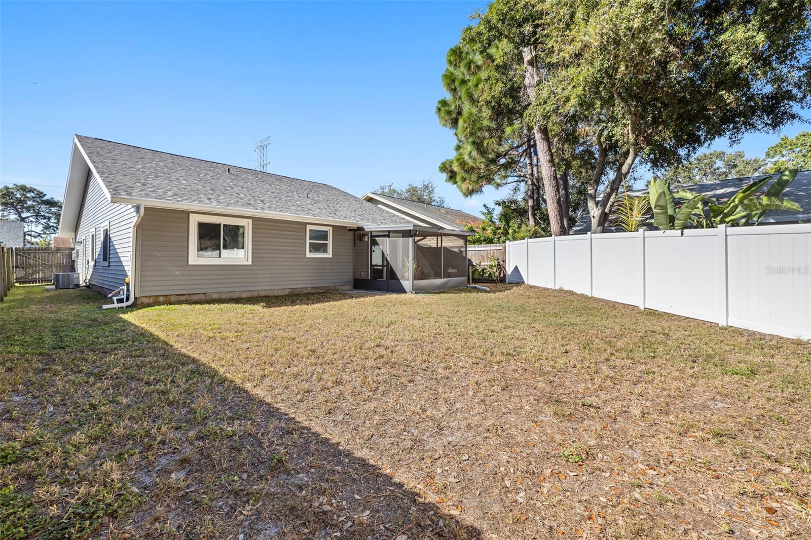 Image 47 of 54 For 3317 Whispering Drive S