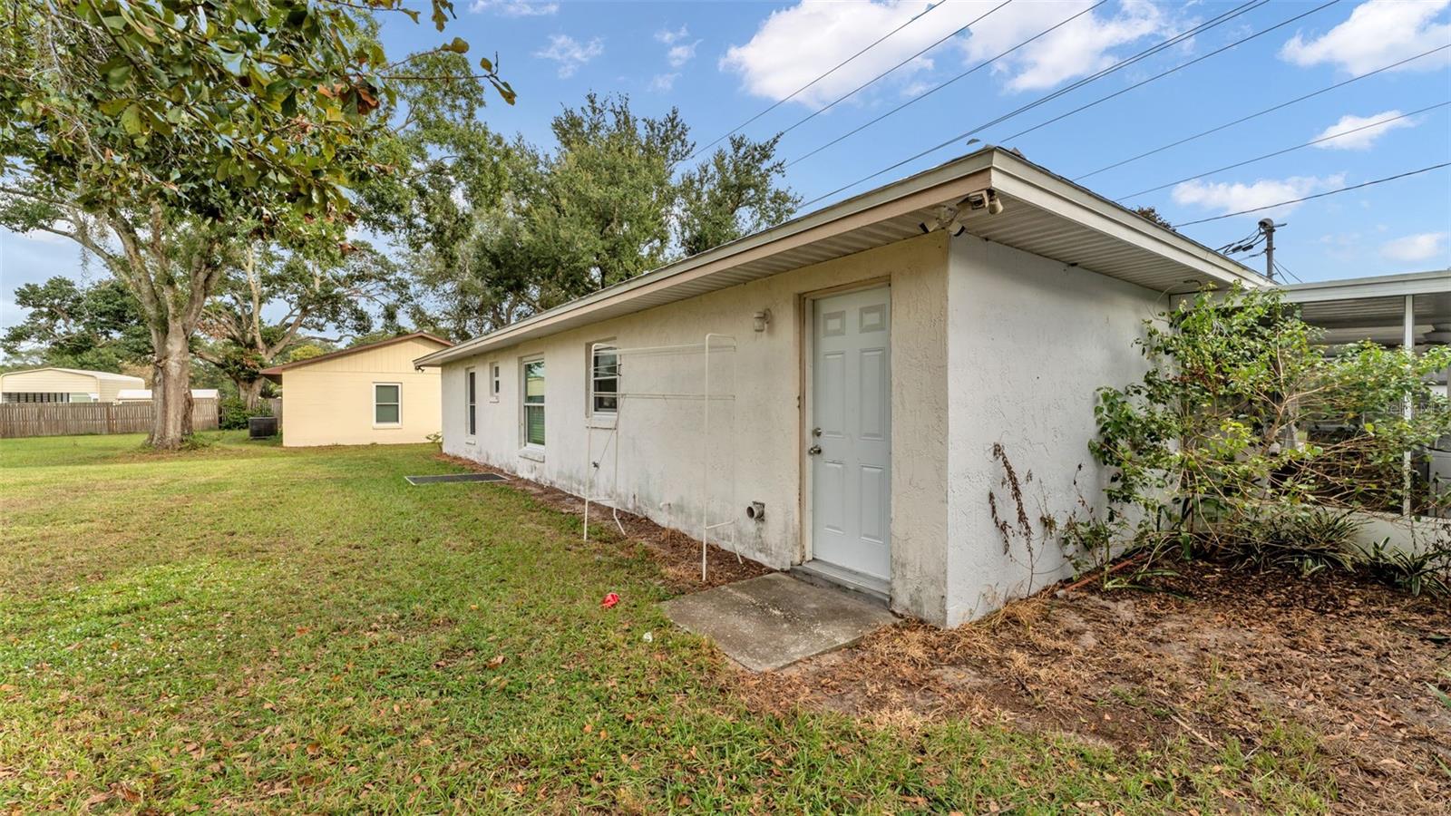 Image 21 of 29 For 1106 Lakewood Road