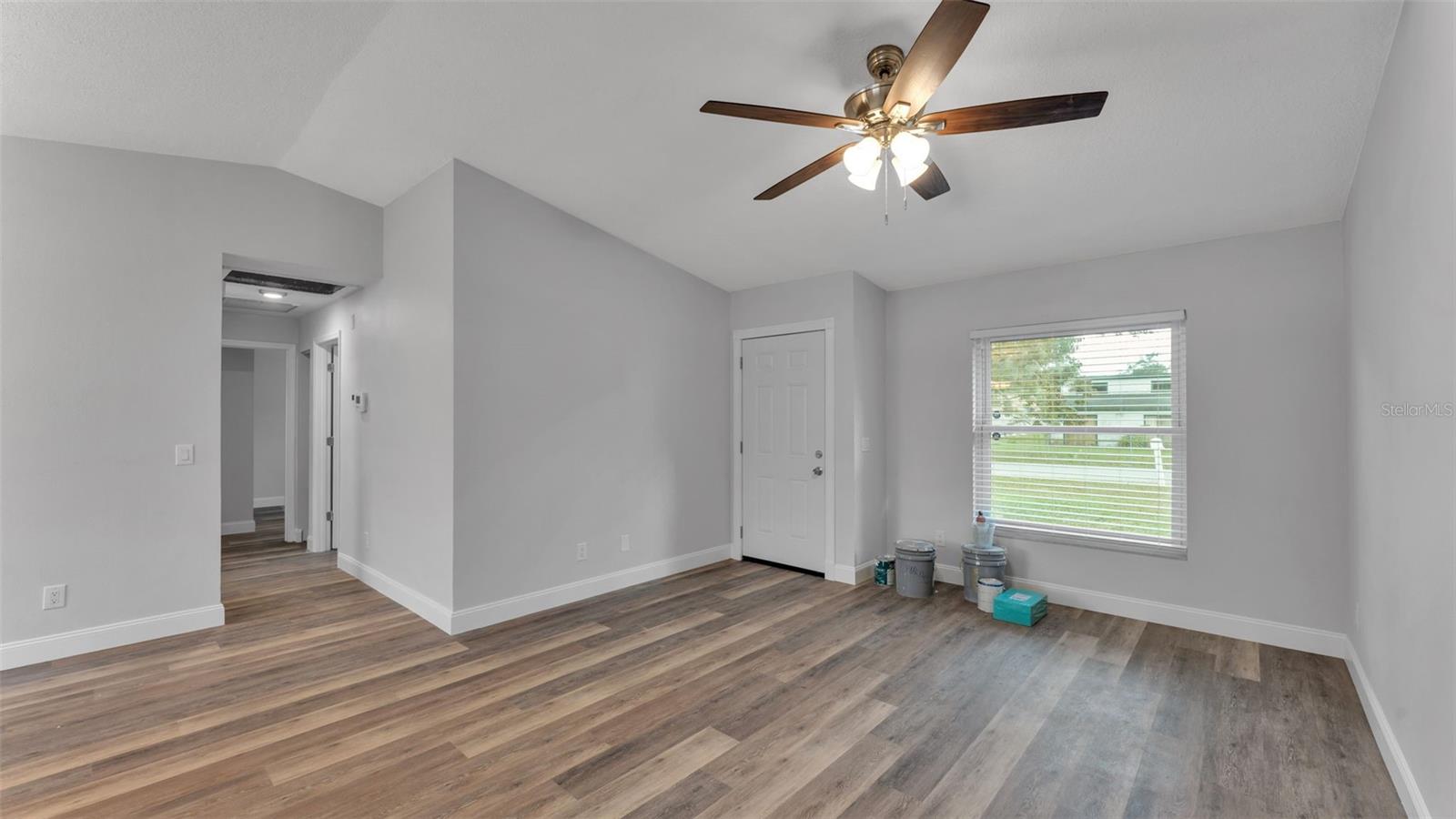 Image 3 of 29 For 1106 Lakewood Road