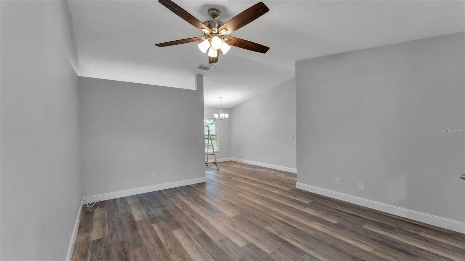 Image 4 of 29 For 1106 Lakewood Road