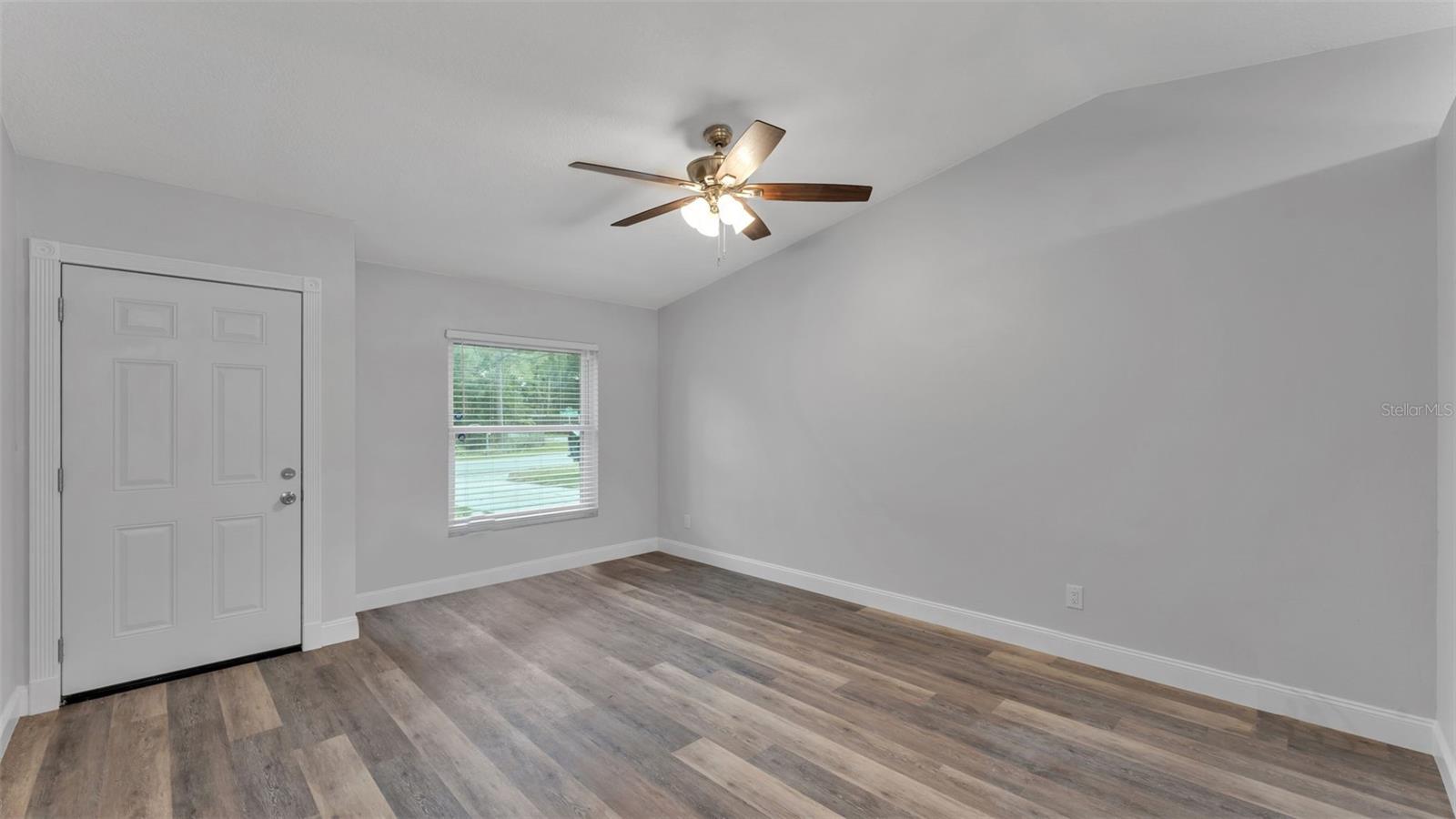 Image 7 of 29 For 1106 Lakewood Road