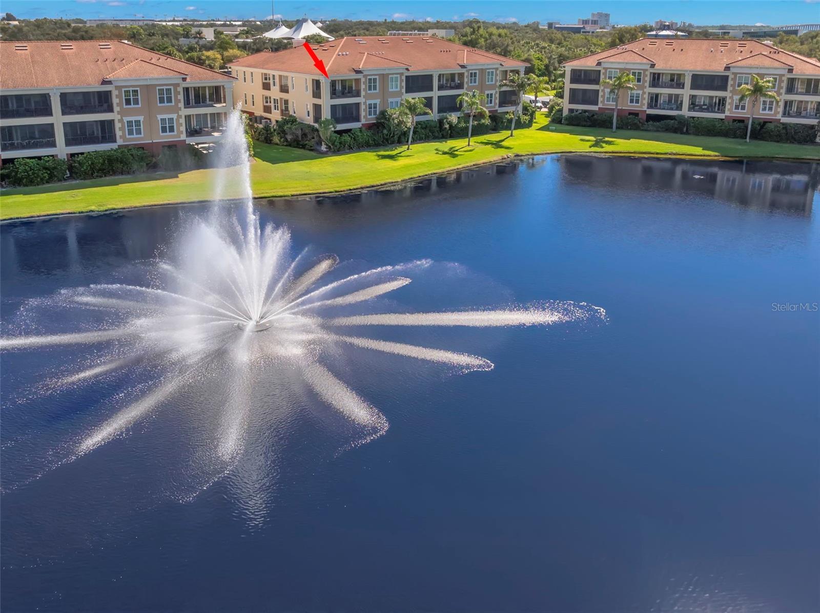 Listing photo id 14 for 8 Franklin Court S 53d