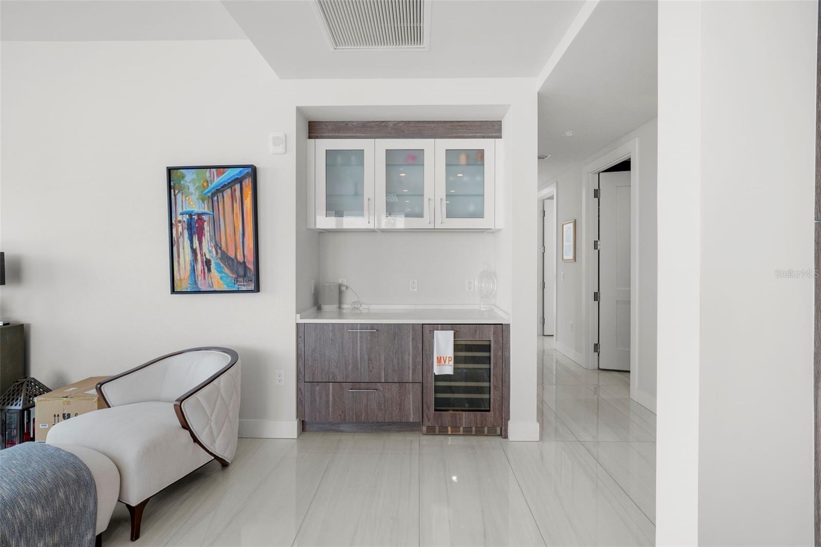 Image 15 of 40 For 2103 Bayshore Boulevard 1701