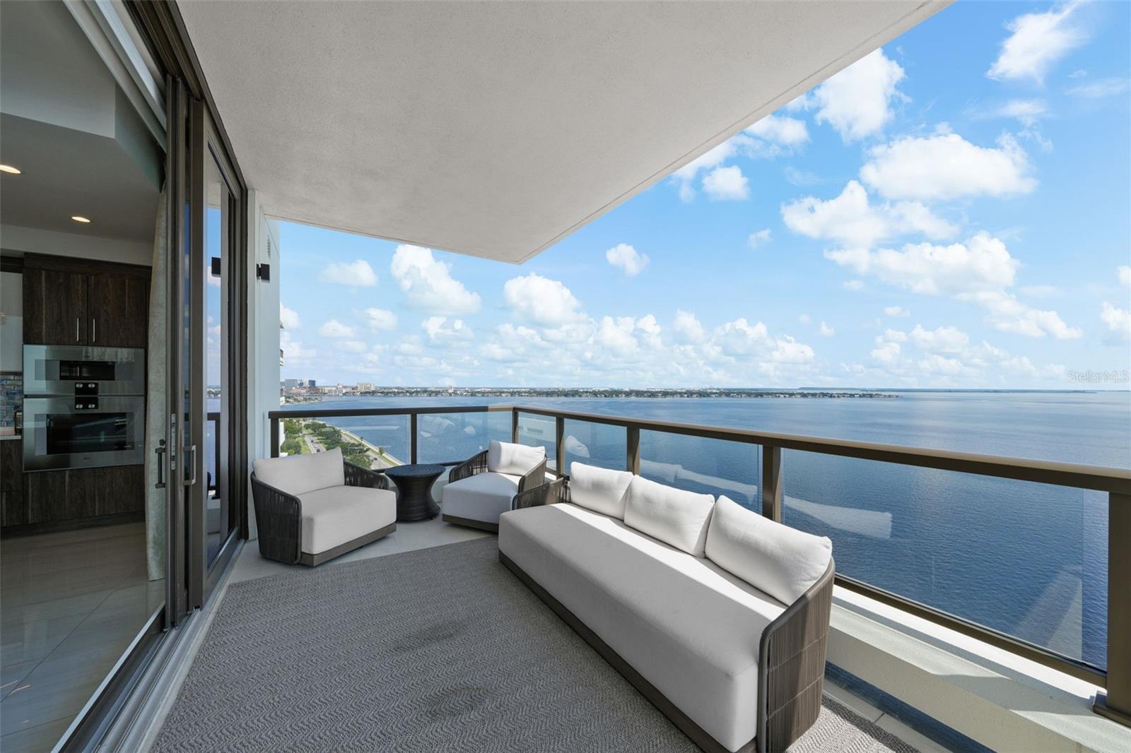 Image 17 of 40 For 2103 Bayshore Boulevard 1701