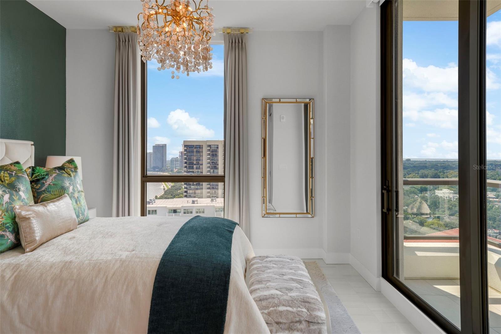 Image 25 of 40 For 2103 Bayshore Boulevard 1701