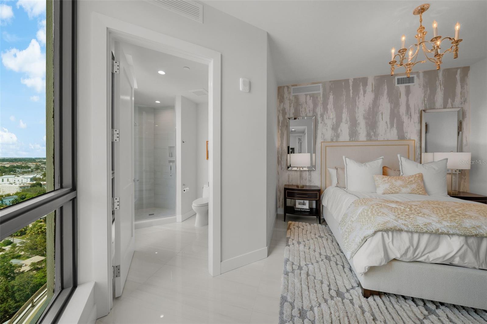 Image 30 of 40 For 2103 Bayshore Boulevard 1701