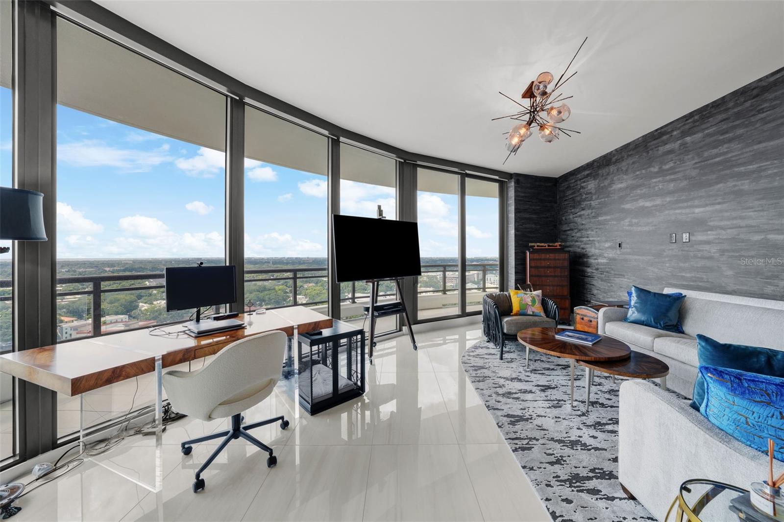 Image 36 of 40 For 2103 Bayshore Boulevard 1701