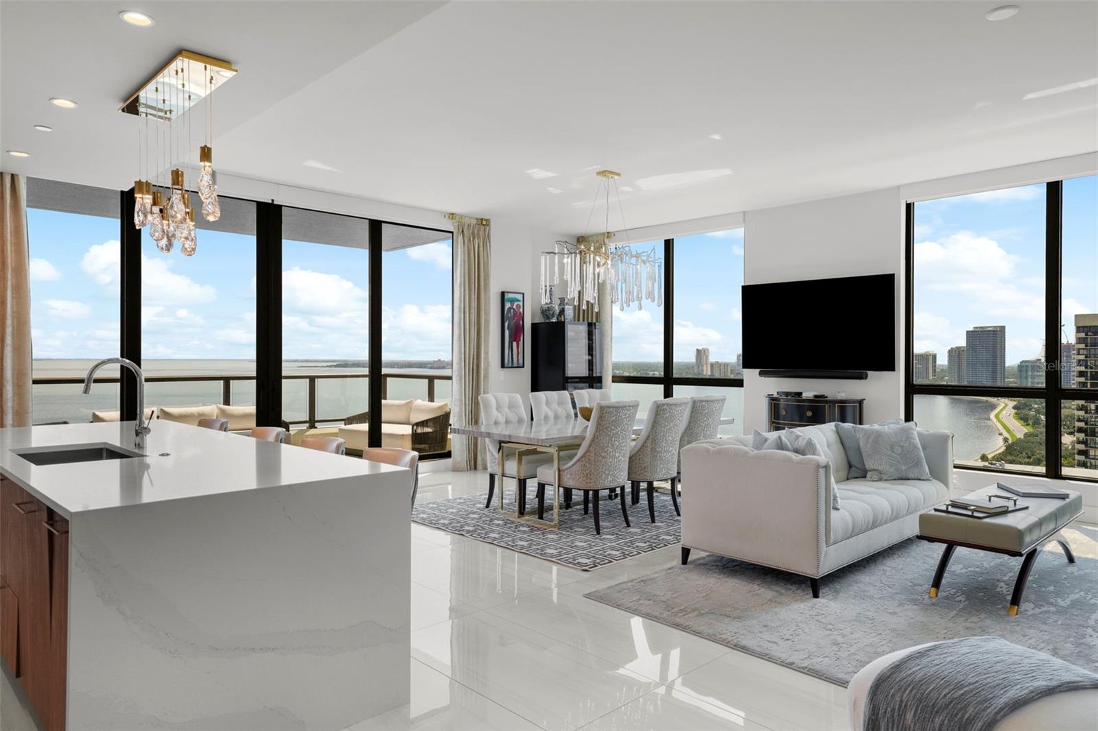 Image 8 of 40 For 2103 Bayshore Boulevard 1701