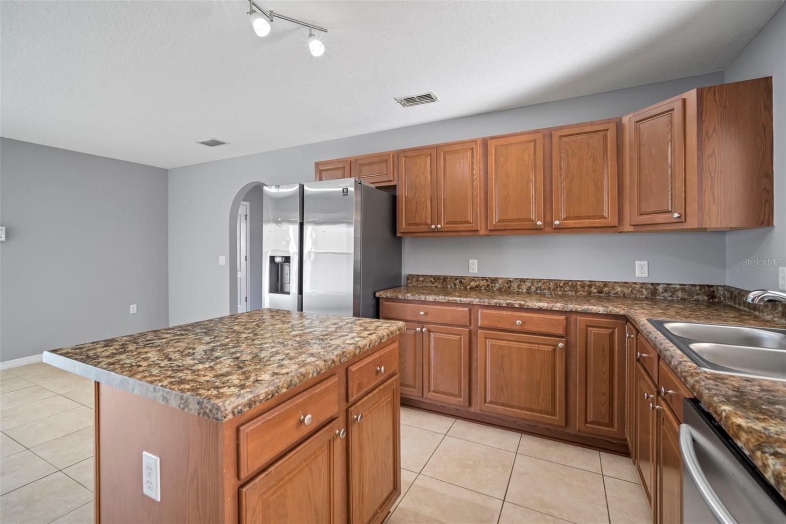 Image 18 of 56 For 1303 Alhambra Crest Drive