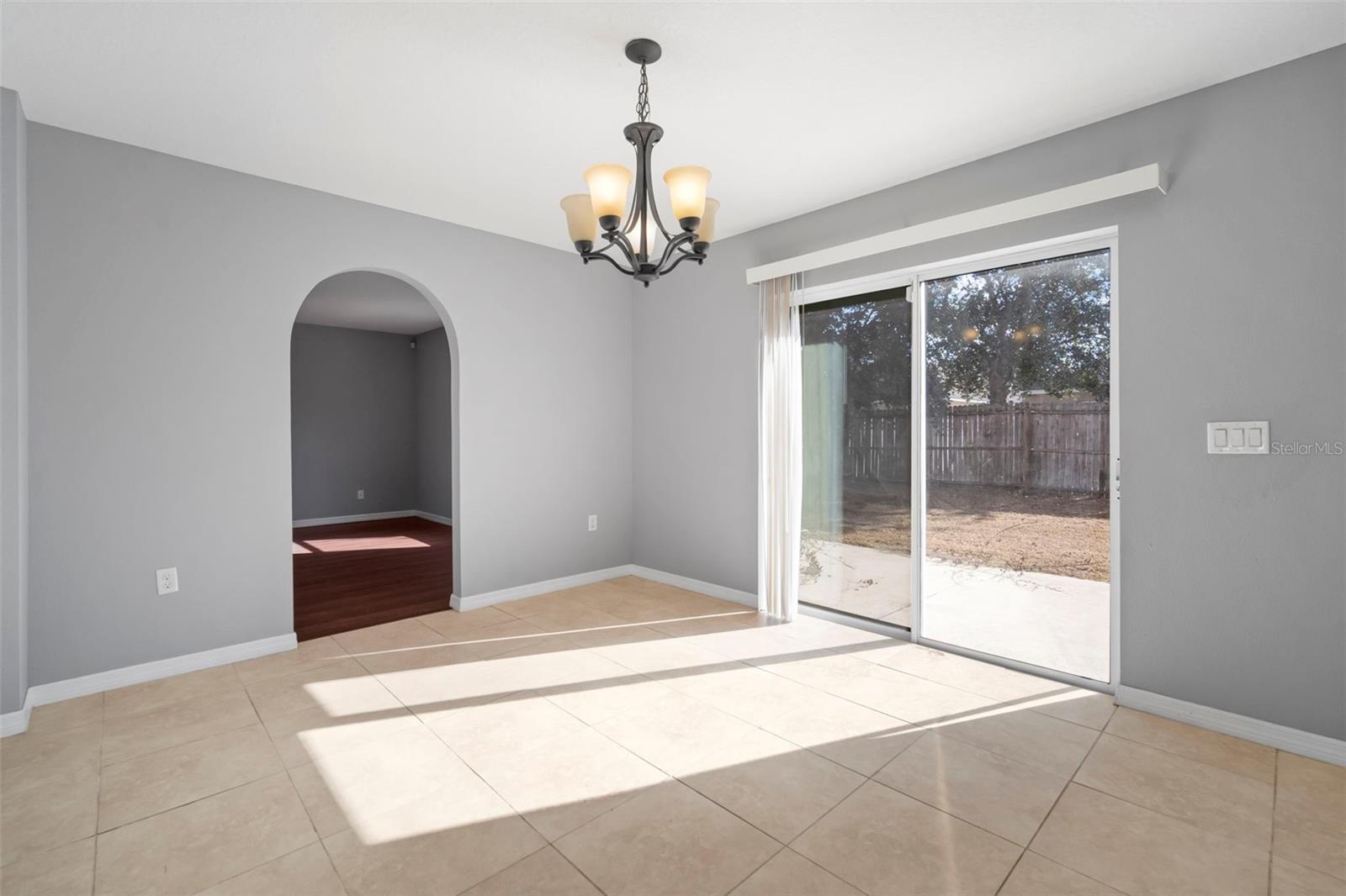 Image 20 of 56 For 1303 Alhambra Crest Drive