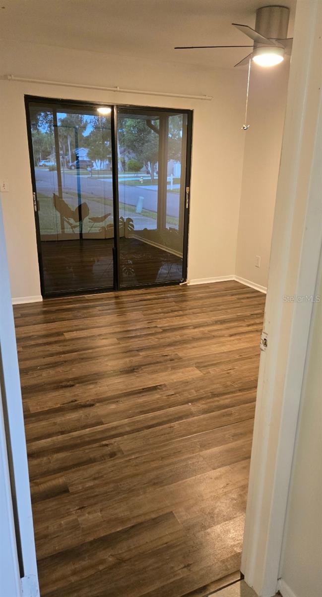 Image 11 of 12 For 156 Devon Court