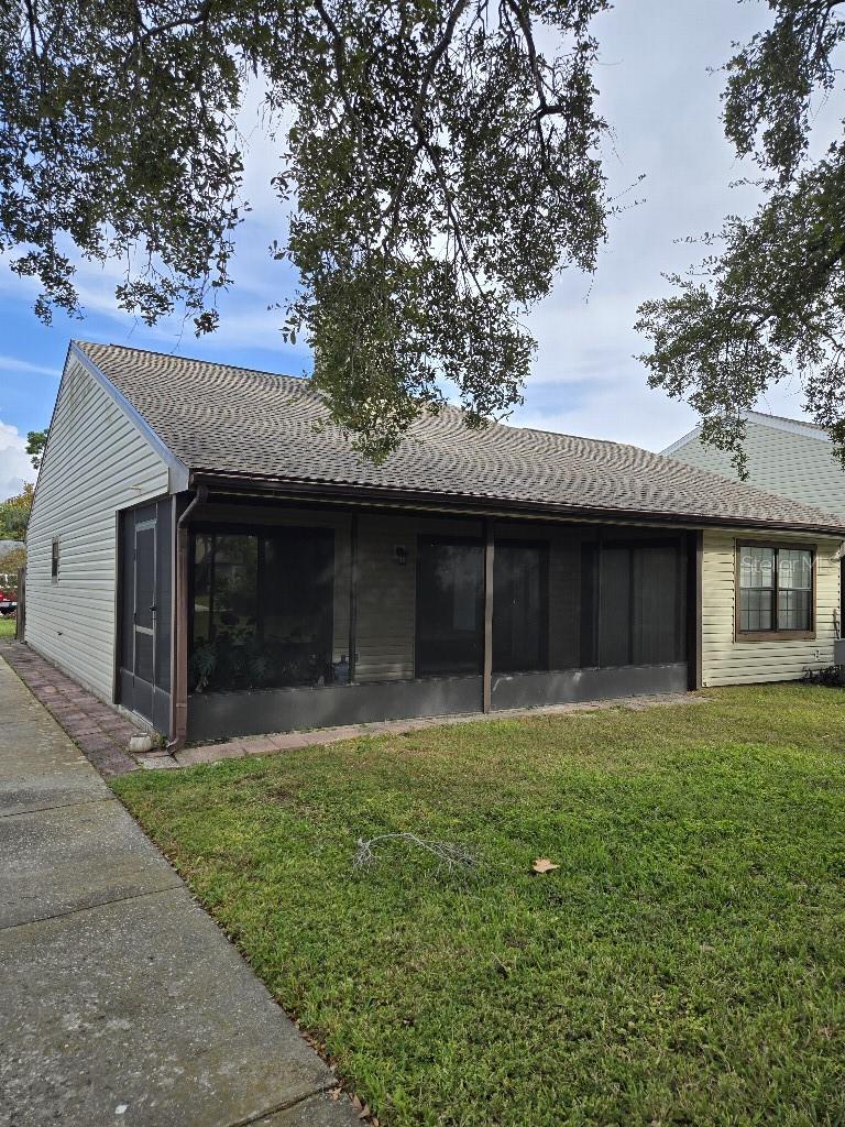 Image 12 of 12 For 156 Devon Court