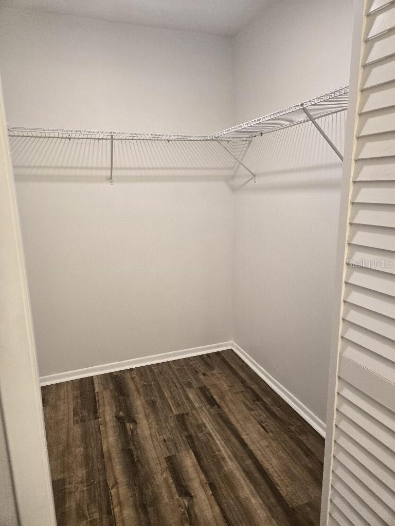 Image 8 of 12 For 156 Devon Court