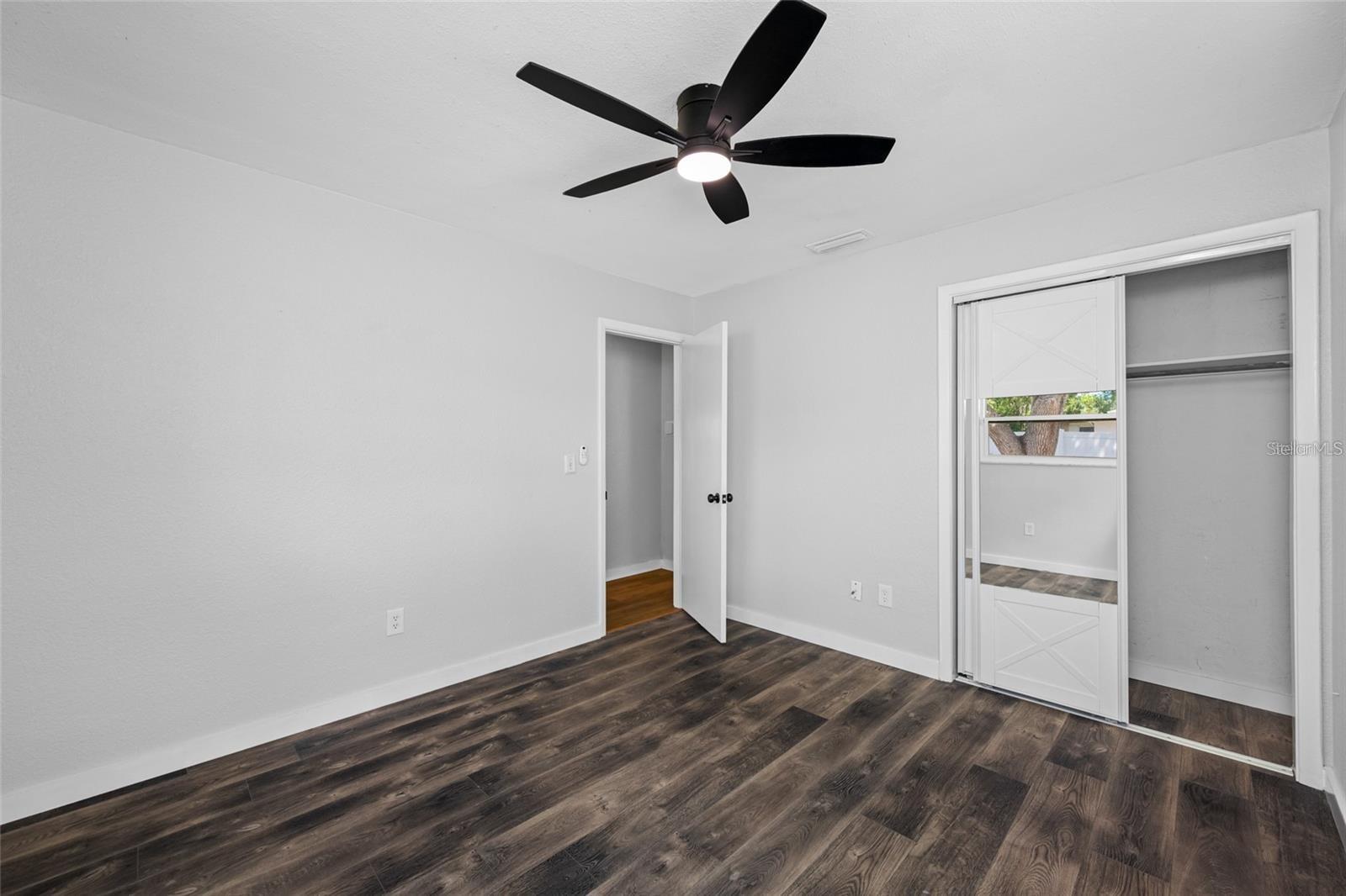 Image 17 of 24 For 1411 39th Avenue N