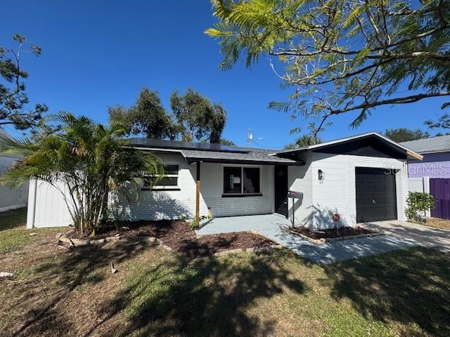 Image 2 of 24 For 1411 39th Avenue N