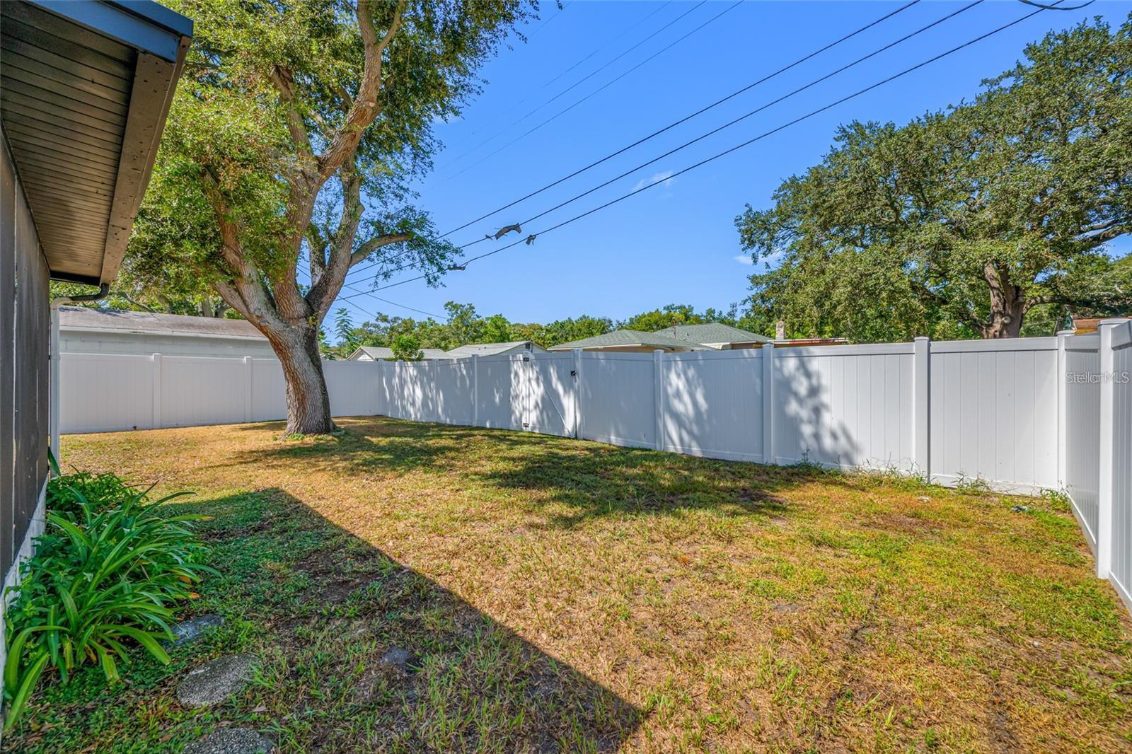 Image 23 of 24 For 1411 39th Avenue N