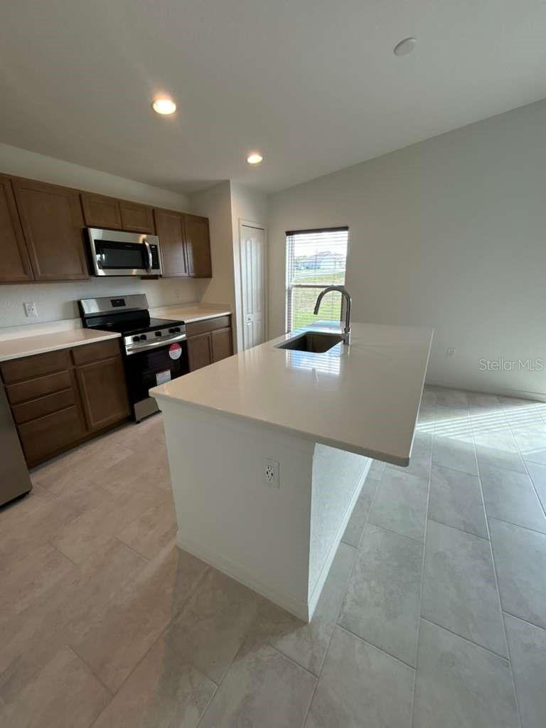 Image 7 of 15 For 2203 Carson Loop