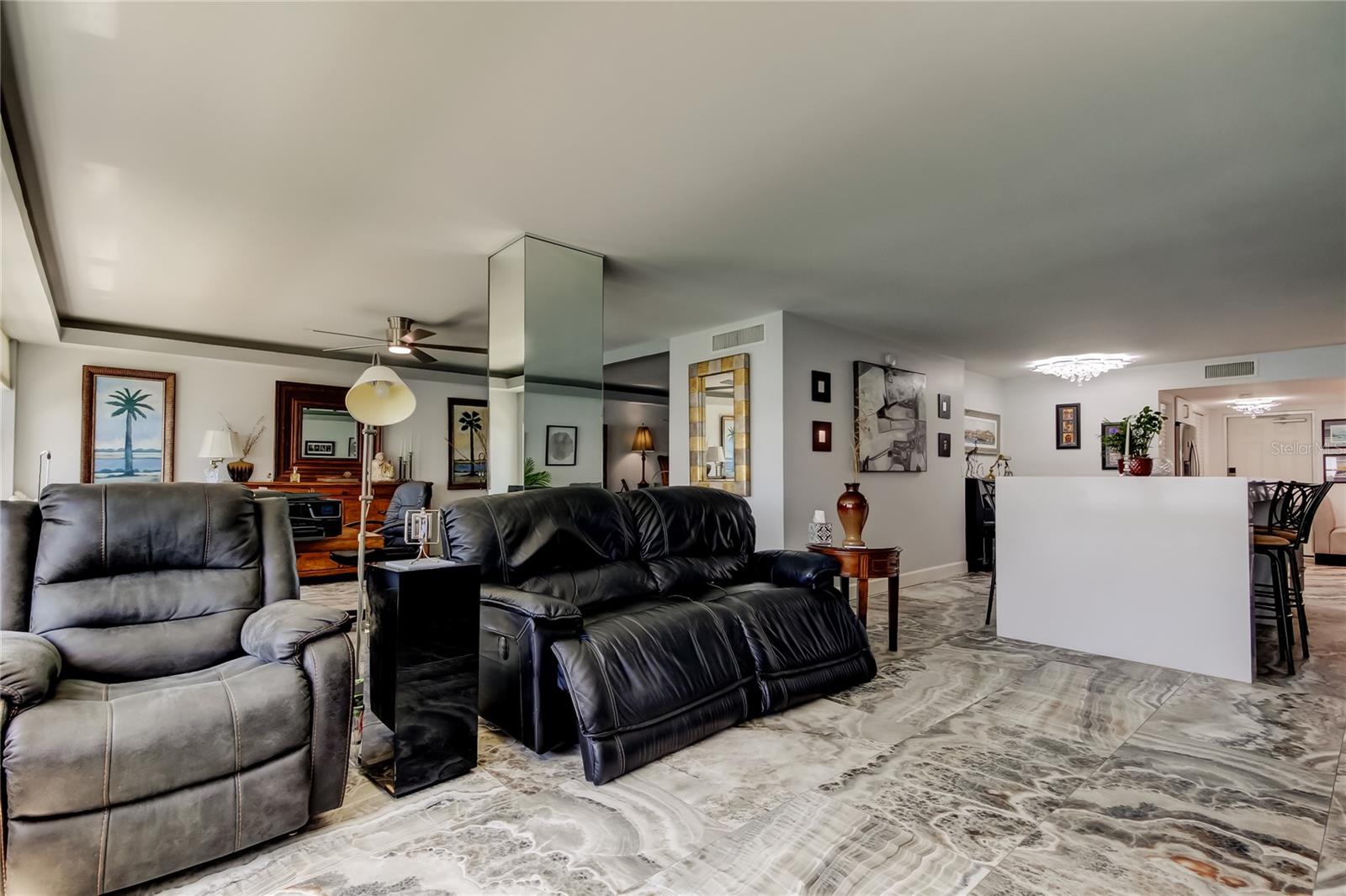 Image 25 of 81 For 5200 Brittany Drive S 204