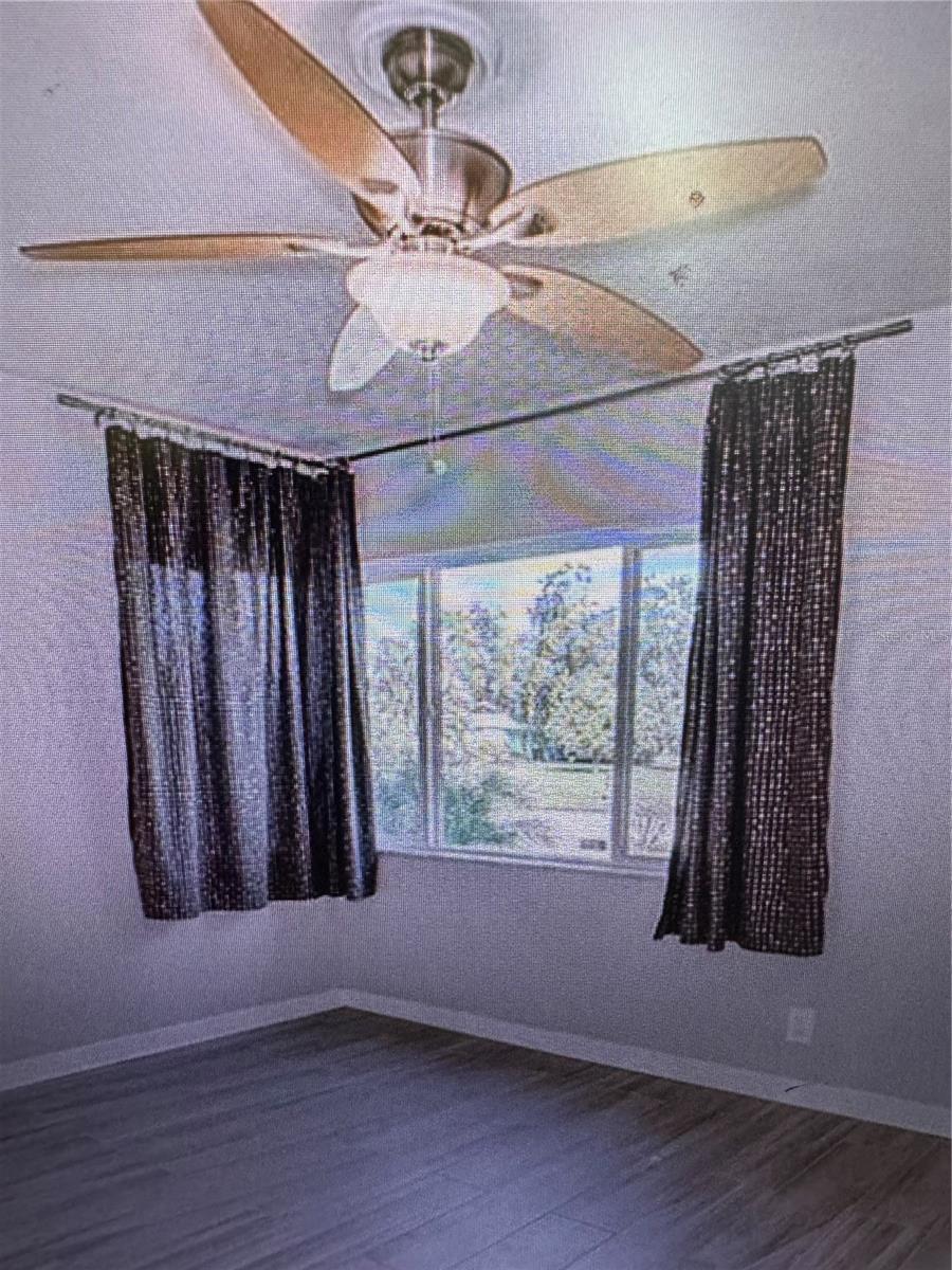 Image 8 of 14 For 910 Robinson Drive N