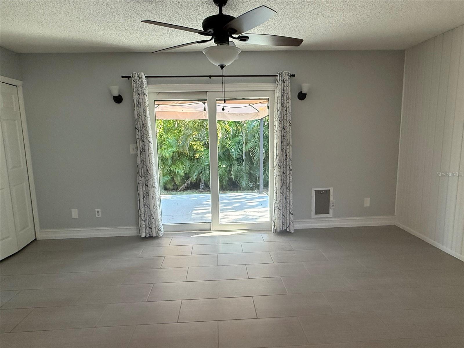 Image 18 of 44 For 1164 Engman Street