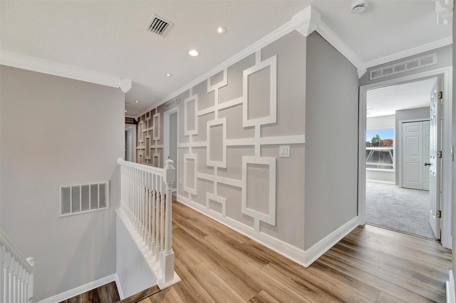 Image 28 of 67 For 2115 Valrico Heights Boulevard