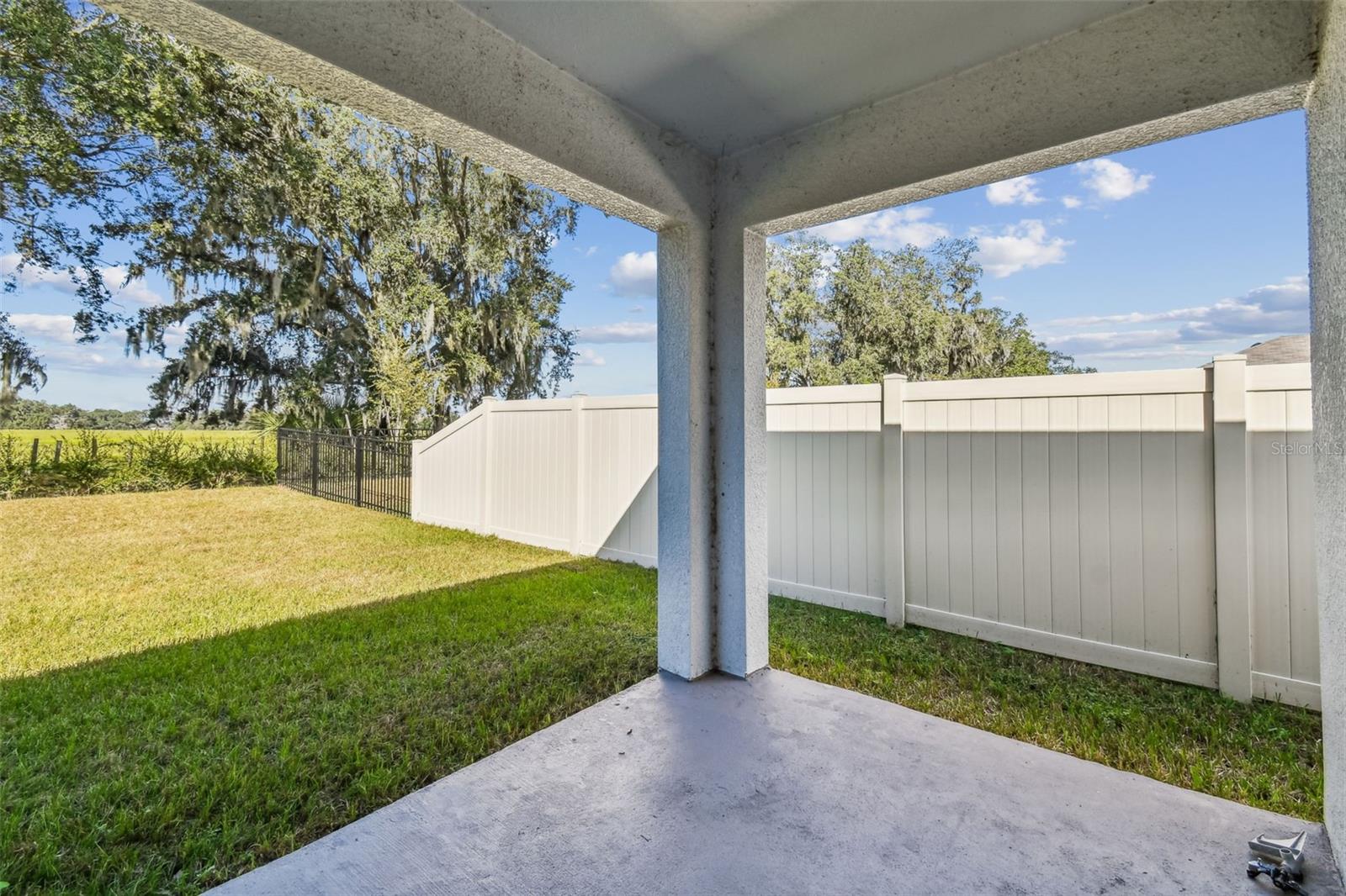 Image 30 of 37 For 33635 Field Maple Loop