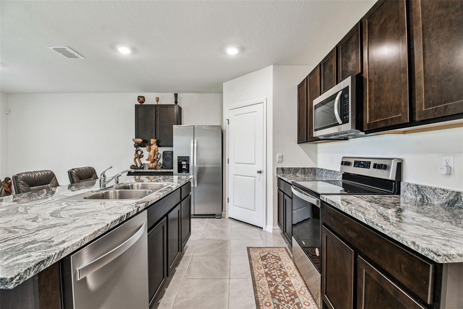 Image 4 of 37 For 33635 Field Maple Loop