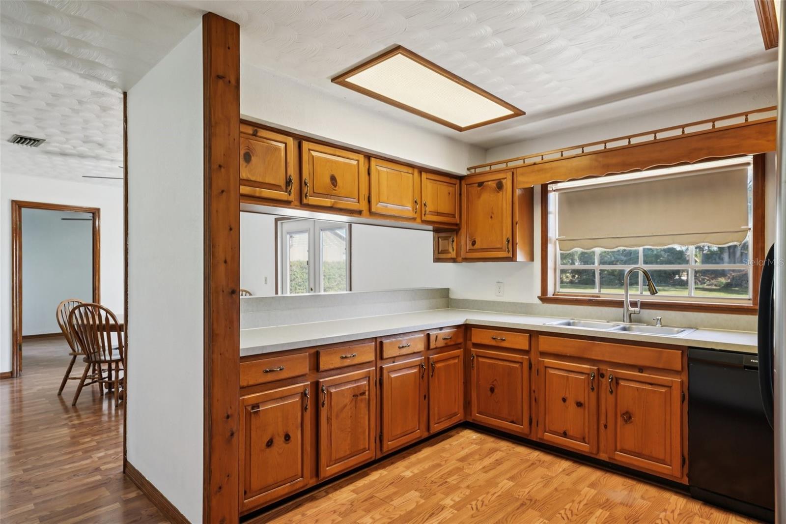 Image 26 of 69 For 4716 Gallagher Road