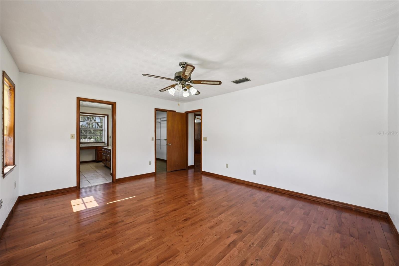 Image 35 of 69 For 4716 Gallagher Road