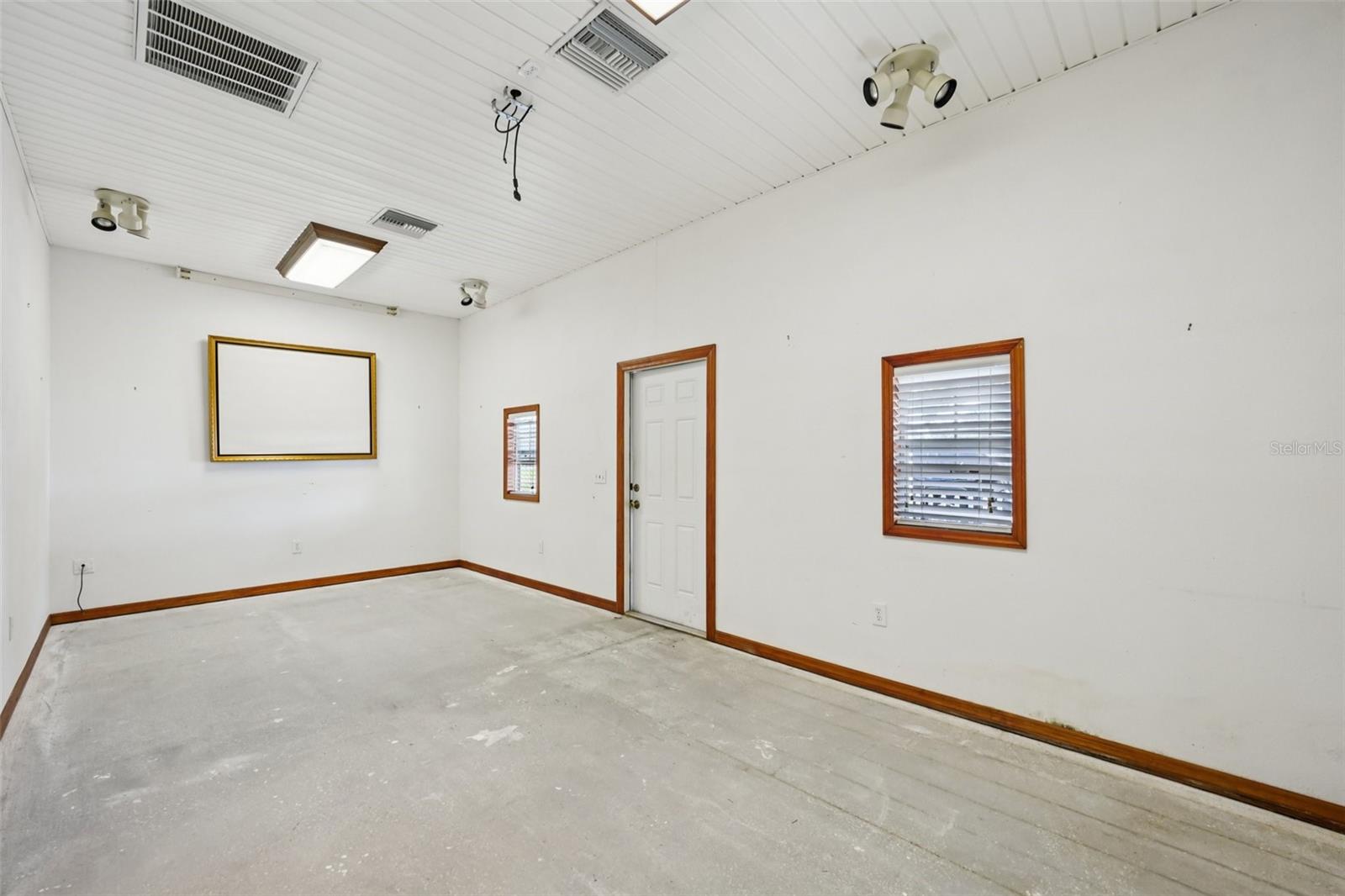 Image 60 of 69 For 4716 Gallagher Road