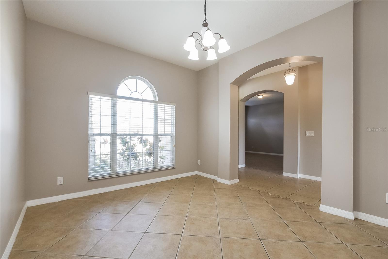 Image 5 of 17 For 9654 Worthington Ridge Road