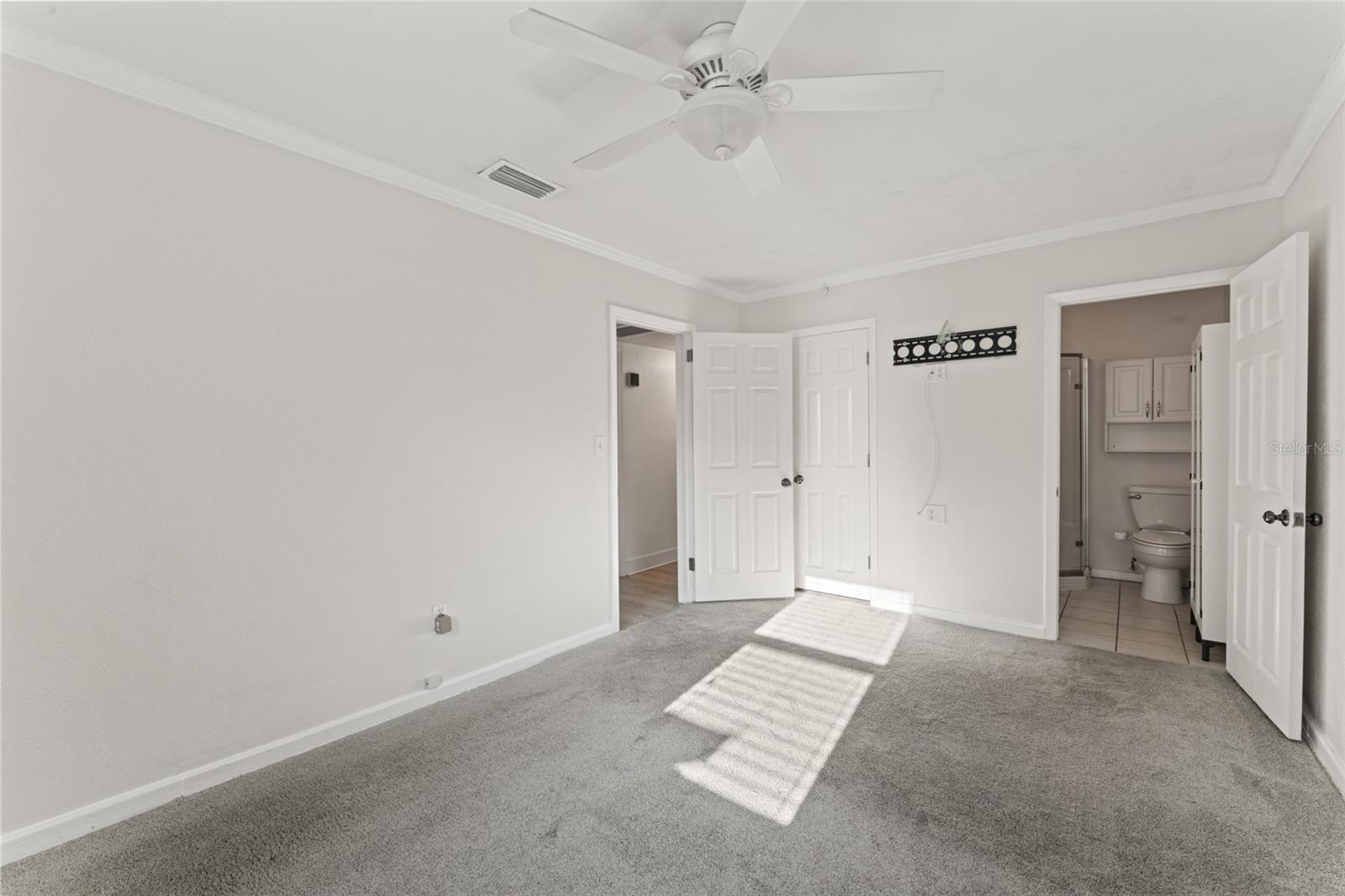 Image 16 of 20 For 4011 El Prado Boulevard