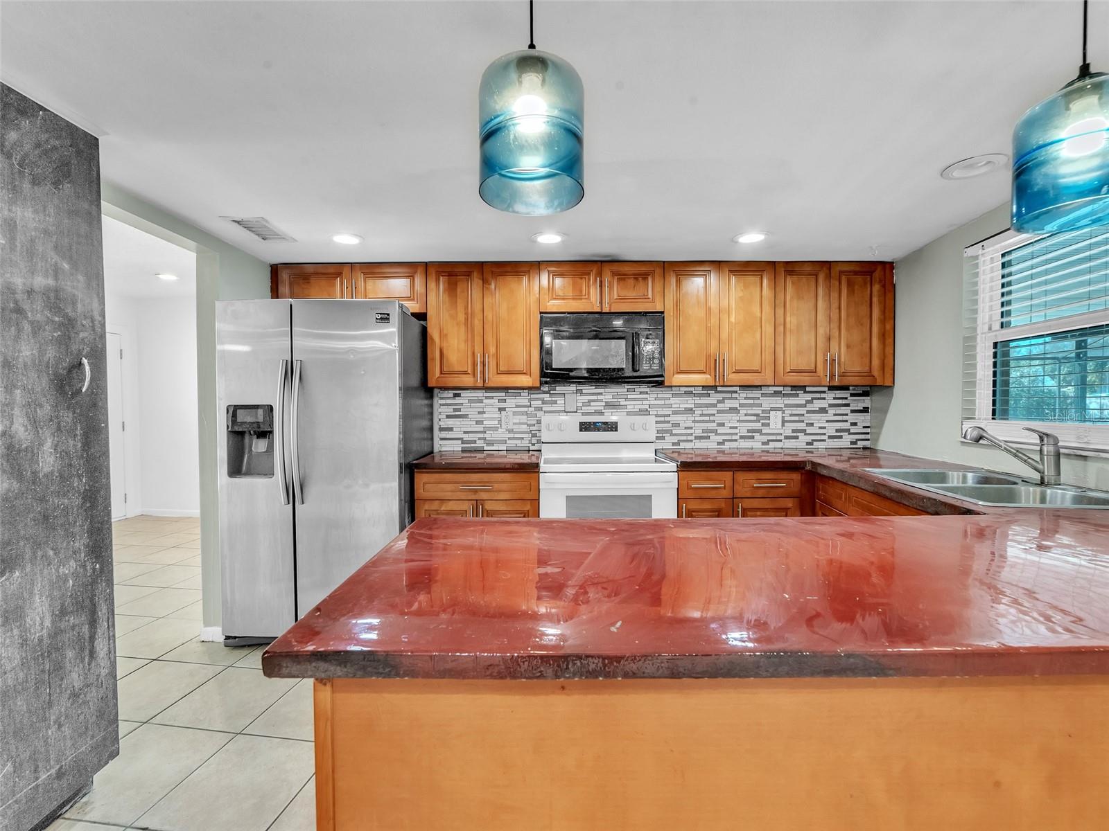 Image 7 of 29 For 4031 Eastridge Drive