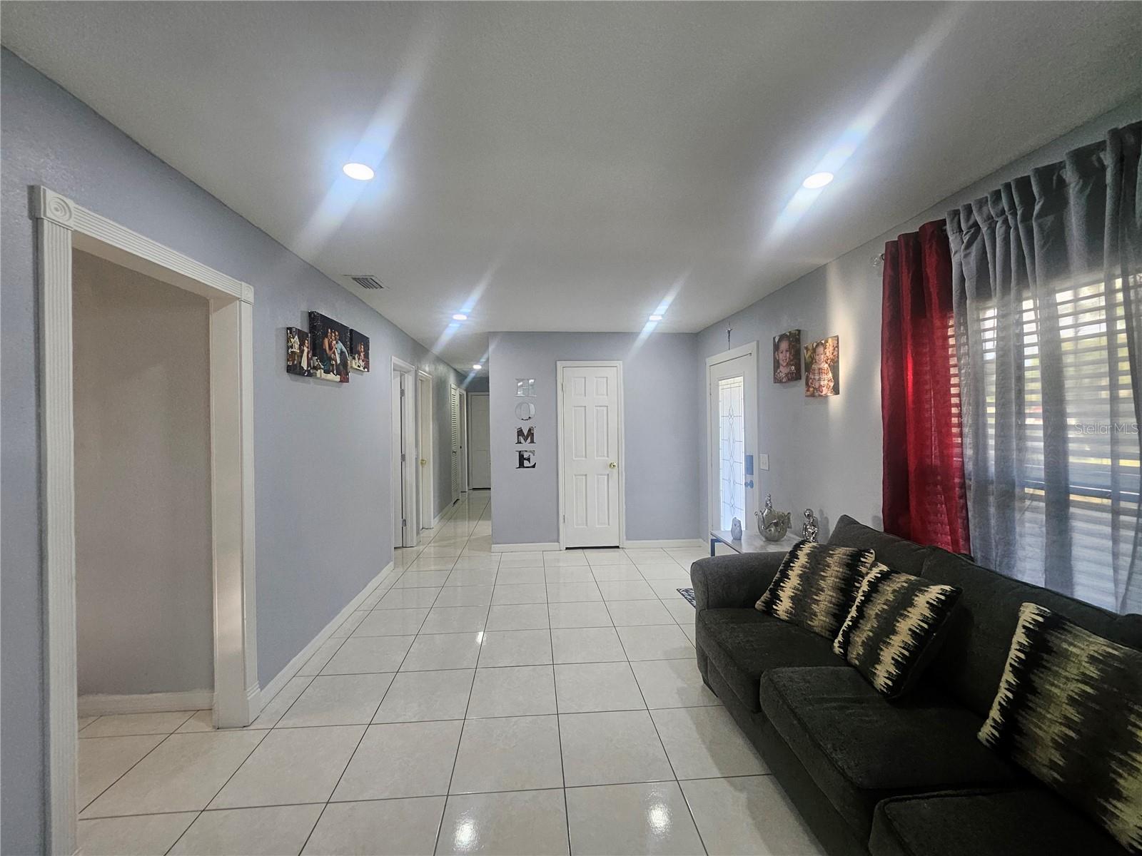 Image 6 of 17 For 802 Windsor Circle