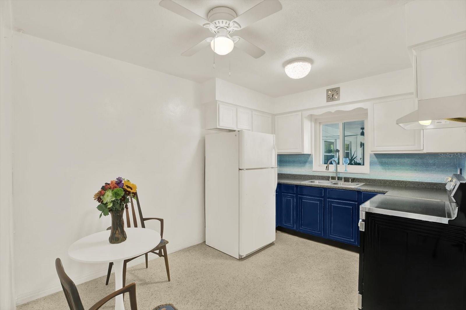 Image 6 of 17 For 4340 37th Street S 7