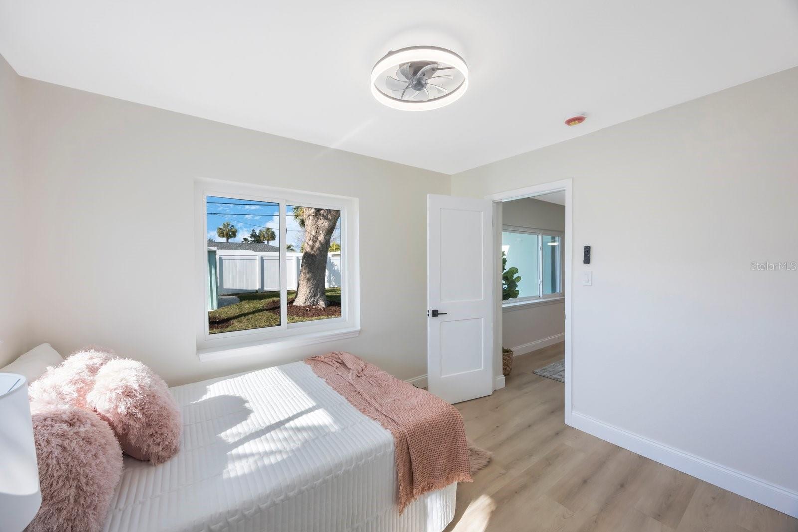 Image 14 of 55 For 280 41st Avenue