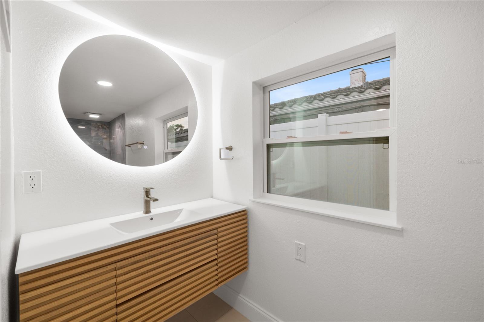 Image 27 of 55 For 280 41st Avenue