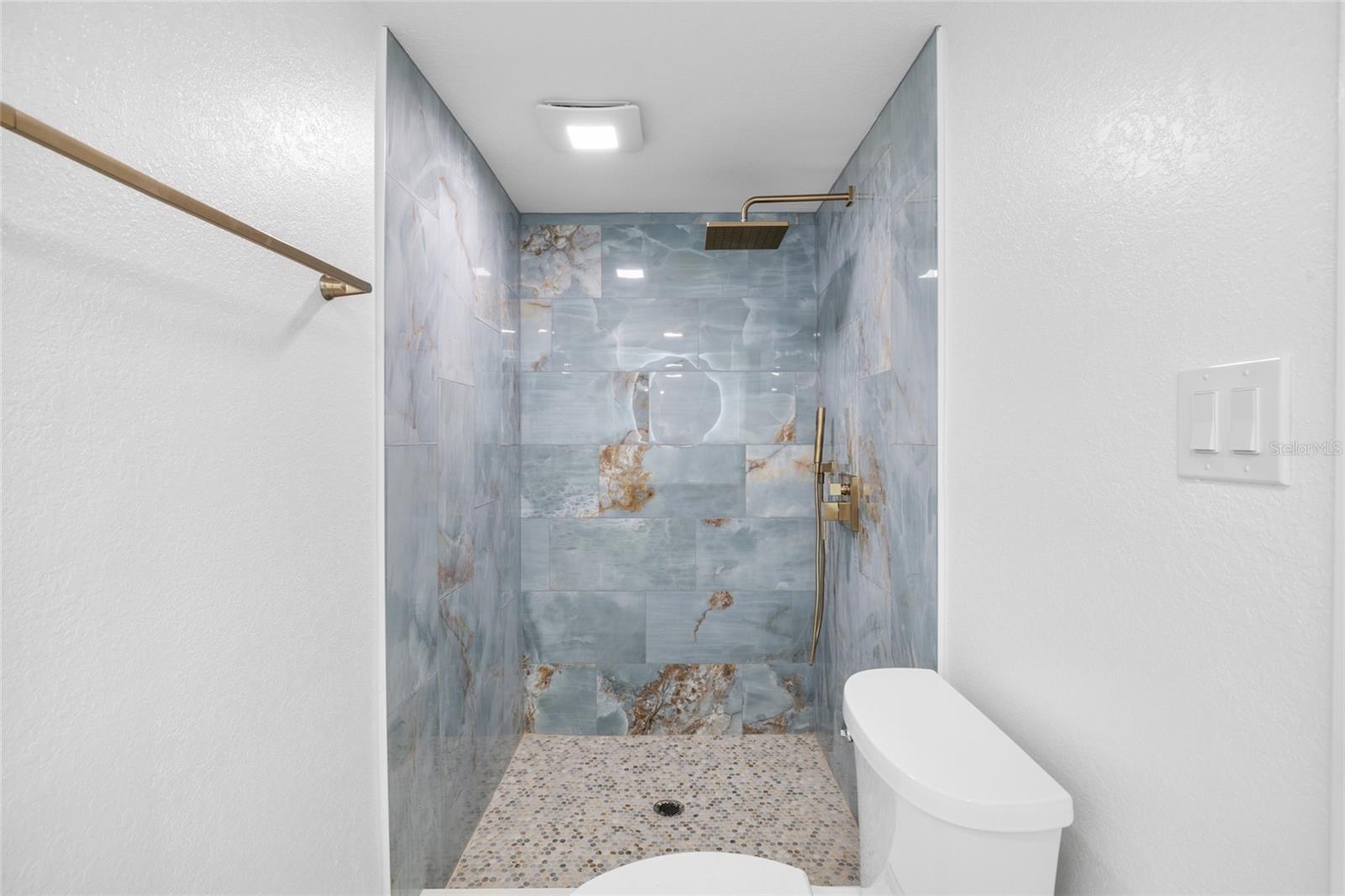 Image 28 of 55 For 280 41st Avenue