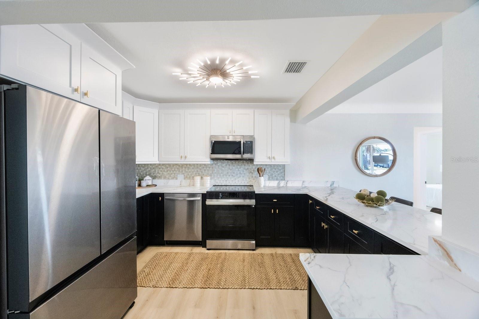 Image 3 of 55 For 280 41st Avenue