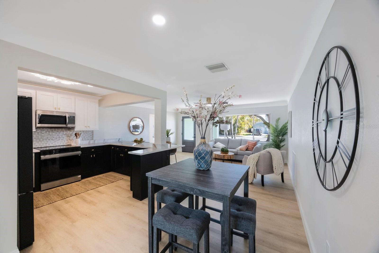 Image 7 of 55 For 280 41st Avenue