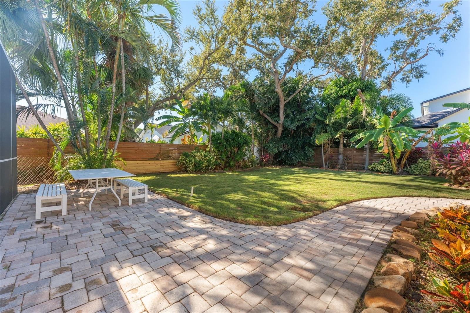 Image 15 of 16 For 13780 76th Avenue