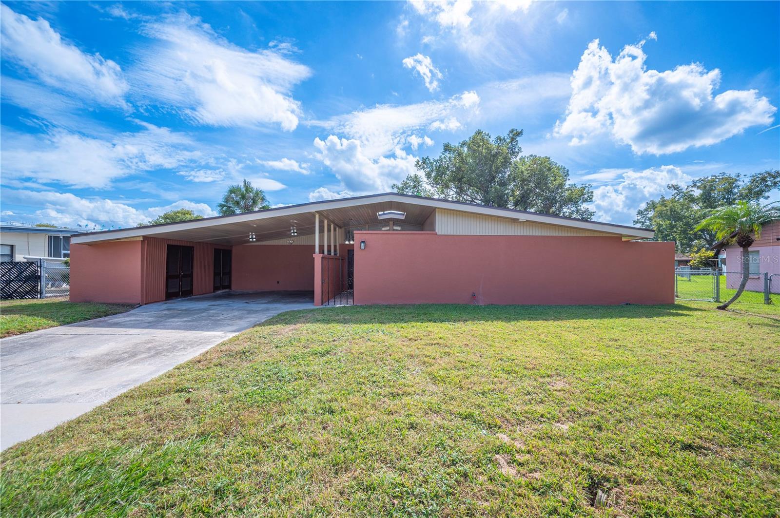 Details for 2214 Nottingham Road, LAKELAND, FL 33803