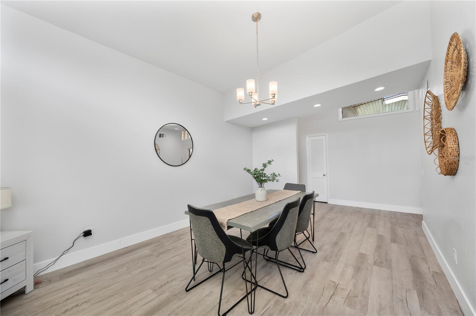 Image 16 of 40 For 2214 Nottingham Road