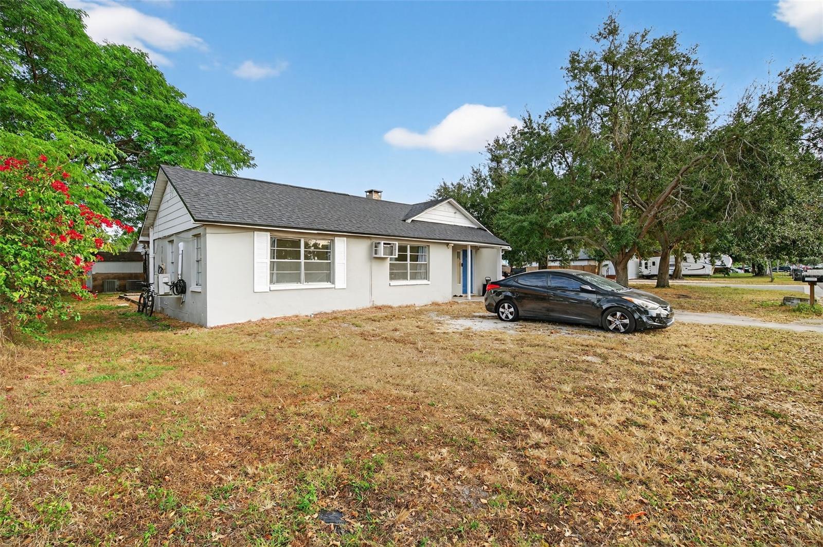 Image 26 of 49 For 6401 31st Street N 3